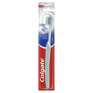 Colgate Extra Clean Toothbrush (1 Brush per pack)